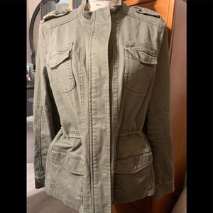 Express utility Jack army green size medium